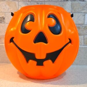 Vintage Orange Grand Venture Jack o Lantern Halloween Trick or Treat Bucket